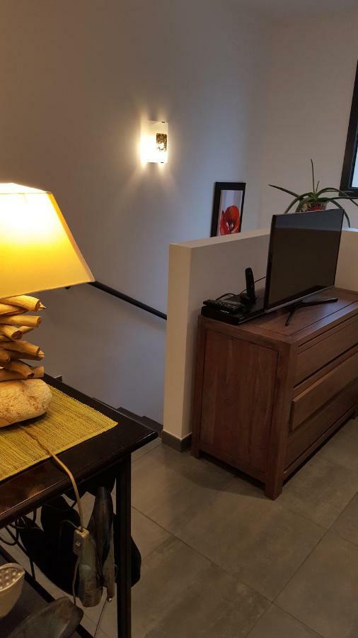 L'Olivier Apartment Mornant Bagian luar foto